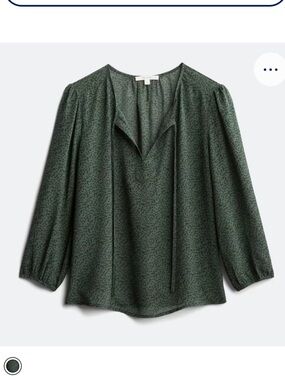 Elegant Green Patterned Women's Top
